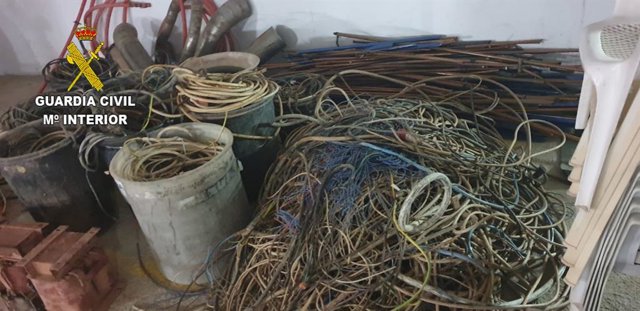 Castellón.- Sucesos.- Detenidos tres hombres por roba tres toneladas de cobre en una empresa de Lucena del Cid