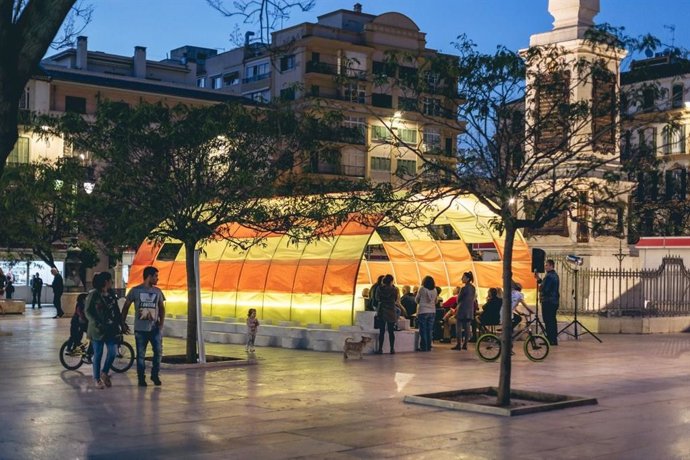 Málaga.- Los autores Alicia Acosta, Fran Pintareda y José Carlos Andrés participan en la Feria del Libro