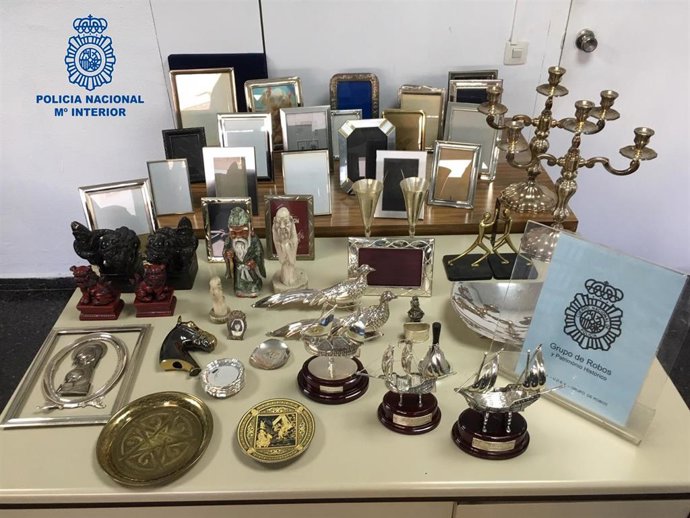 La Policía Nacional Detiene A Un Hombre Por Robo Con Fuerza En El Domicilio De S