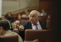 Aguirre defiende los nombramientos de Salud por "méritos y capacidad" y PSOE-A denuncia "amiguismo y nepotismo"