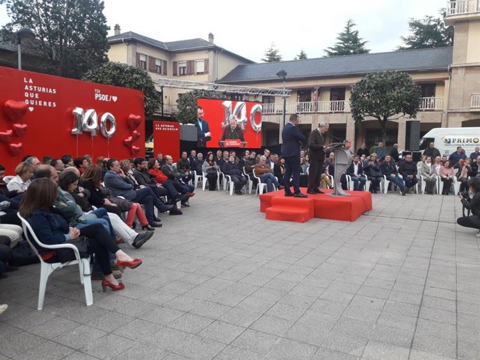 26M.- Adrián Barbón (PSOE): "Sé Que Estamos Como Motos, Pero El 26 De Mayo Tenemos Que Frenar A Cuatro Derechas"