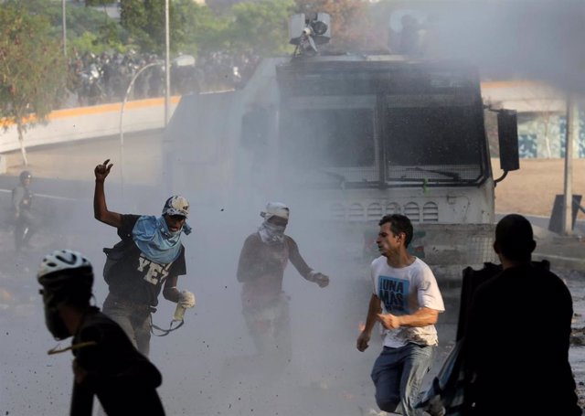 Venezuela.- HRW muestra su "extrema preocupación" por la "respuesta violenta" contra manifestantes en Venezuela