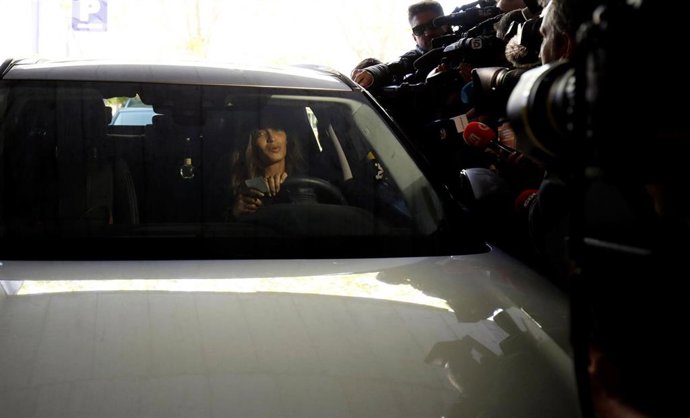 Sara Carbonero no se separa de Iker Casillas