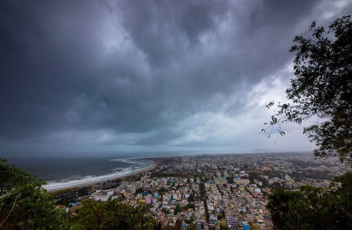 India.- India evacúa a más de 1 millón de personas ante la llegada del ciclón 'Fani'