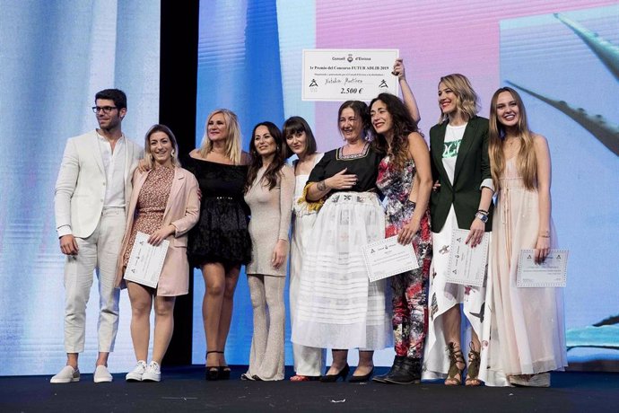La dissenyadora Natalia Martínez guanya en 'Futur Adlib', la desfilada inaugural de la Fashion Week d'Adlib Moda Eivissa