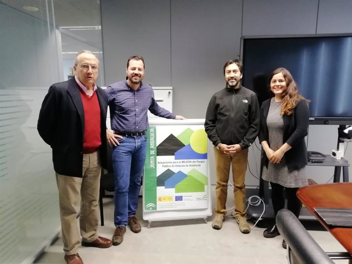 El Gobierno de Chile se interesa por las rehabilitaciones energéticas de la Junta