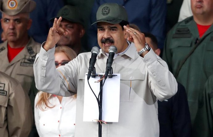 Maduro cree demostrado que "el golpismo" no es "el camino para Venezuela"