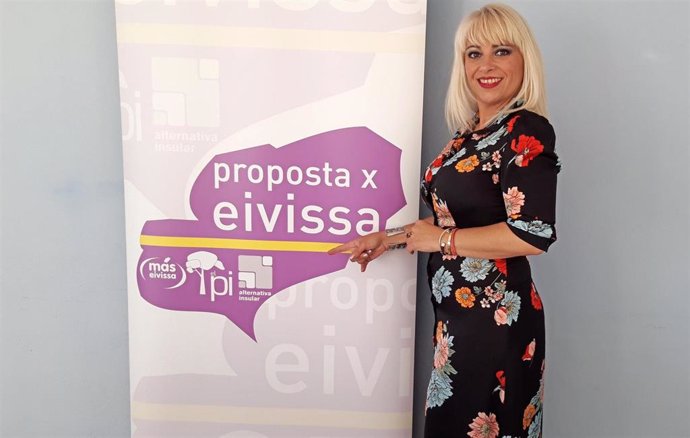 La candidata de PxE a la alcaldía de Sant Joan considera que el alcalde "debe dejar paso a otras personas y opciones pol