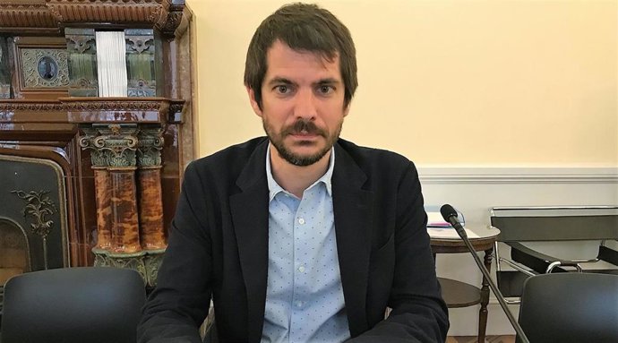 26M.- Urtasun Ve A Puigdemont "De Los Peores Presidentes" Pero Tacha De Vergonzosa Su Exclusión