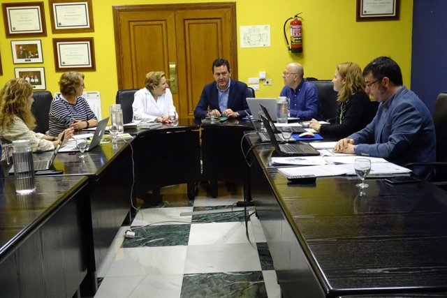 Granada.- La Junta perfila el Plan de Trabajo de la Escuela Andaluza de Salud Pública en Cuidados Sociosanitarios