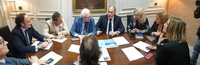 Cádiz.- Junta, Puerto de Algeciras y Ayuntamiento establecerán un nuevo marco de colaboración