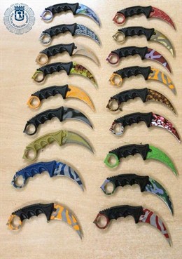 Sucesos.- Un detenido por vender cuchillos prohibidas llamadas 'karambit'