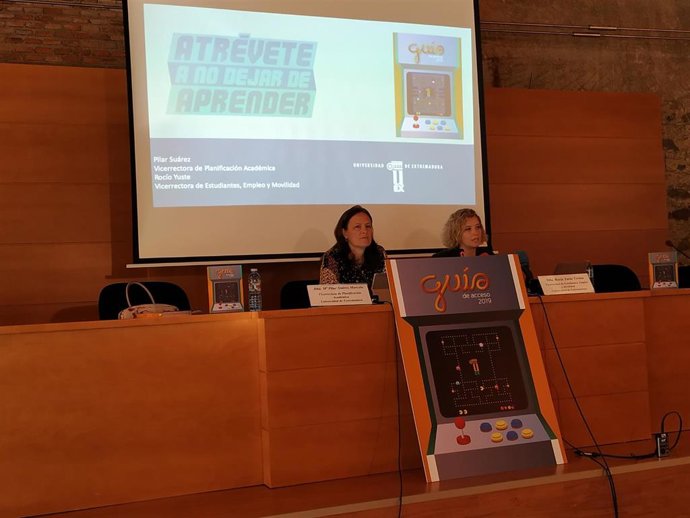 La Universidad de Extremaura potencia el inglés e incorpora nuevas ofertas para atraer alumnos el próximo curso