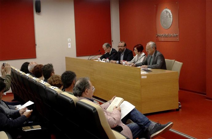 Jaén.- El segundo diálogo sobre Europa de la UJA aborda la democracia de cara a las elecciones al Parlamento Europeo