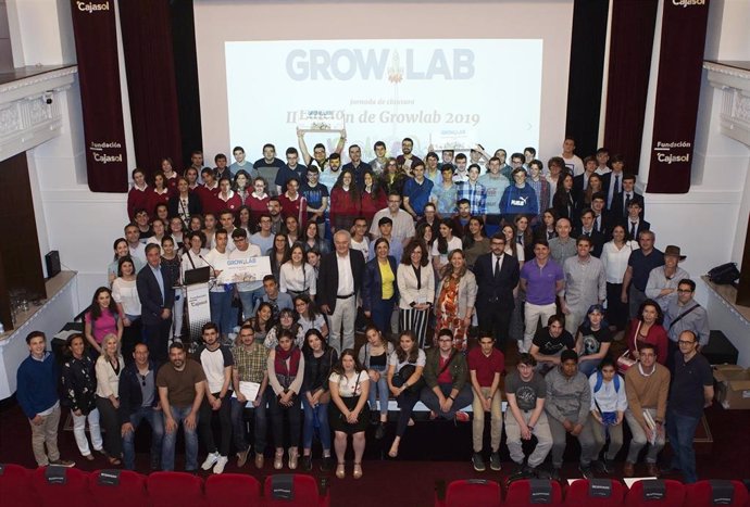 Sevilla.- Más de un centenar de estudiantes sevillanos compiten en innovación en la II Final de GrowLab