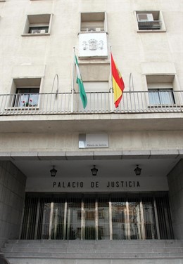La Fiscalía pide 25 años de cárcel para los tres acusados de asesinar a un hombre en Matalascañas (Huelva)