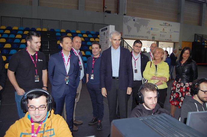 Xunta destaca que el Technium R Encouter "permite acercar a los jóvenes las herramientas de la fábrica del futuro"