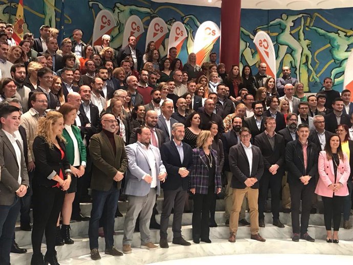 26M.- Cs Confía En Obtener Un Resultado "Extraordinario" Y Sale A "Ganar El Futuro" Para Cantabria