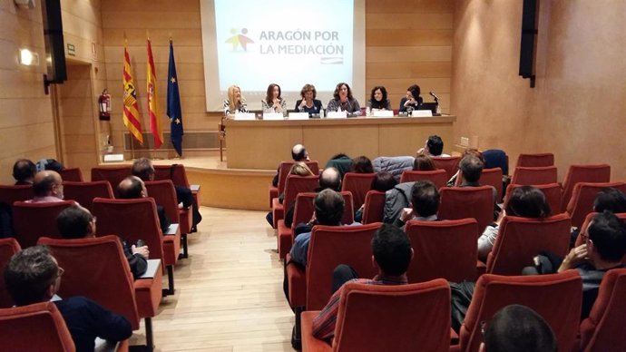 El Consejo General del Poder Judicial ratifica la renovación del convenio marco con Aragón para impulsar la mediación