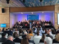 Isern recuerda "la necesidad del PP de volver a sus orígenes" en la presentación del programa electoral 'popular'