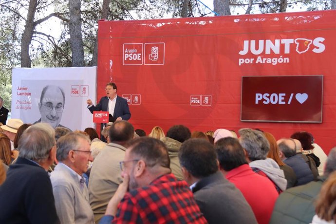 AMP.-26M.- Ximo Puig aboga por "profundizar" en el Estado autonómico con "cooperación y lealtad"