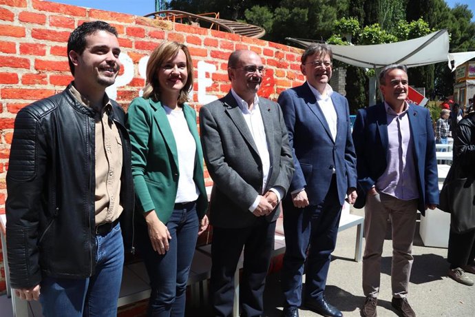 AMP.-26M.-Lambán apuesta por "un segundo procedo de descentralización" y que Zaragoza sea "capital compartida" de España