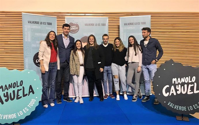 Huelva.- Loles López arropa a Elena Bernal como nueva presidenta de NNGG de Valverde del Camino