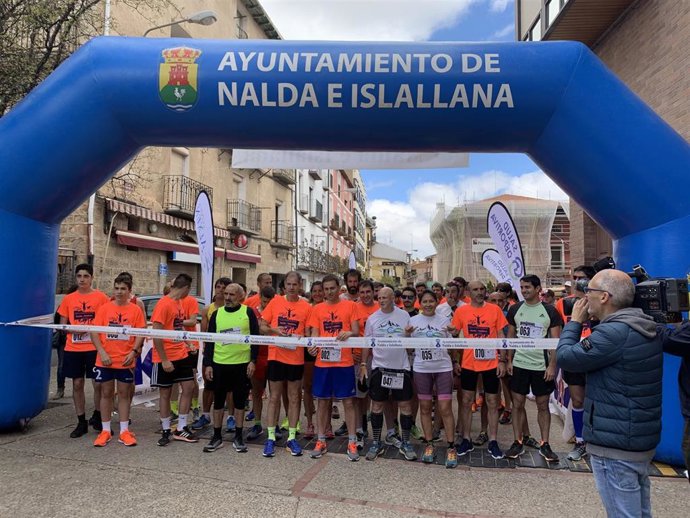 Deporte y solidaridad se dan la mano en la V Carrera Popular con Abel Antón Nalda-Islallana
