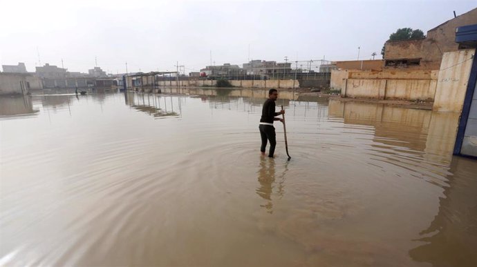 Irak.- UNICEF pide ayuda urgente para más de 100.000 niños afectados por las inundaciones en el sur de Irak