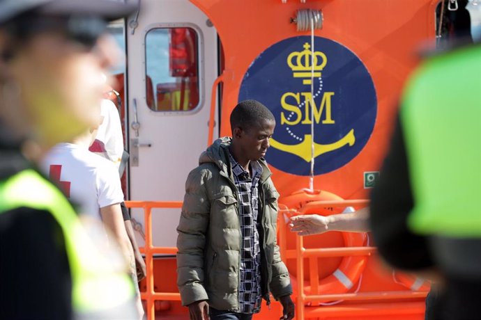 Migrante rescatado por Salvamento Marítimo