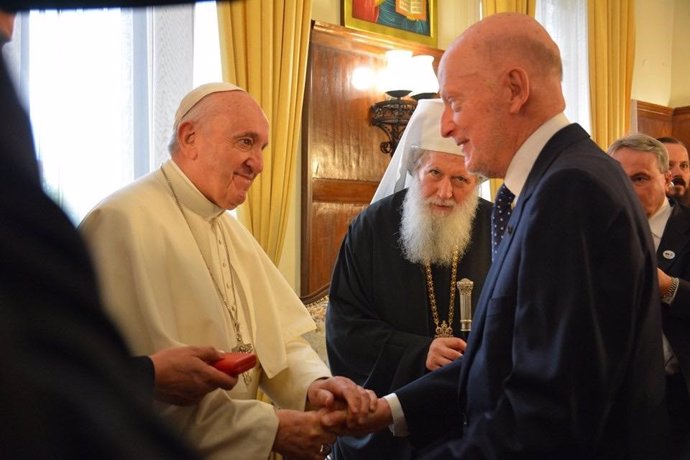 El Papa Francisco visita Bulgaria al lado de Simeón de Bulgaria