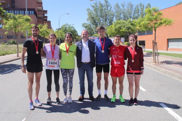 Ossama Ifraj Akkaoui y Susana Arrúa Arnaudin se imponen en la prueba popular 10k de la Carrera Campus 2019 de la UR