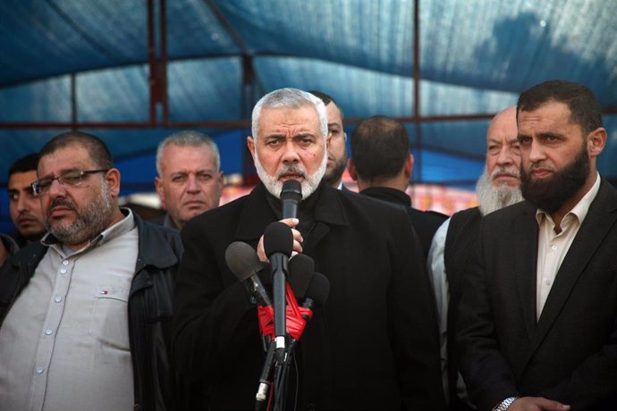 Hamas consolation gathering in Gaza