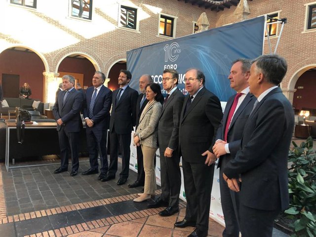 AV.- Núñez Feijóo afea a quien quiere ser "primer espada" sin "haber gestionado nunca" y rechaza "improvisaciones"