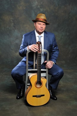 Cultura.- Christopher Cross llevará la gira mundial de su último disco al Palau de les Arts de Valncia