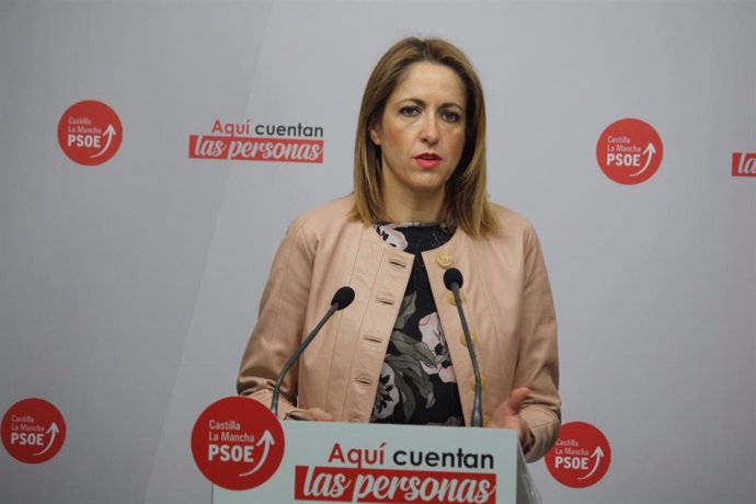 Paro.- El PSOE dice que la bajada del paro en C-LM es resultado del "impresionante" apoyo de Page al sector empresarial