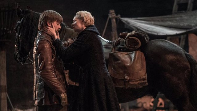 Las estrellas de Juego de tronos analizan la polémica y "desgarradora" decisión de Jaime Lannister