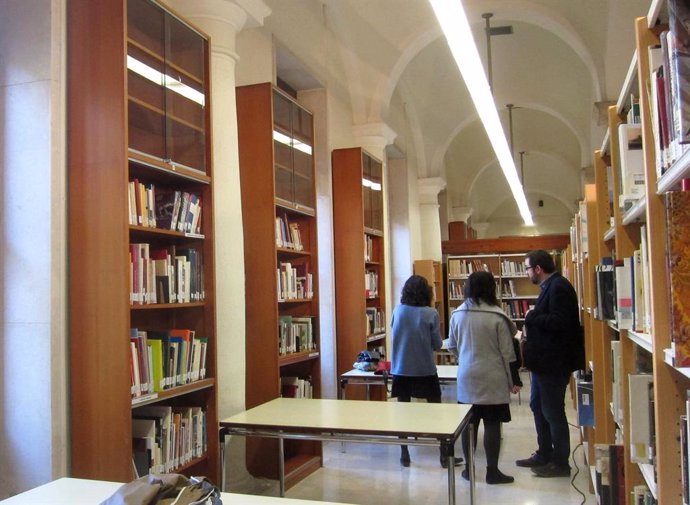 Biblioteca pública de Valncia, llibres, lectura