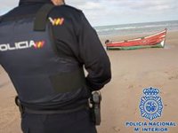 Localizados cuatro inmigrantes tras haber llegado en patera a Cádiz