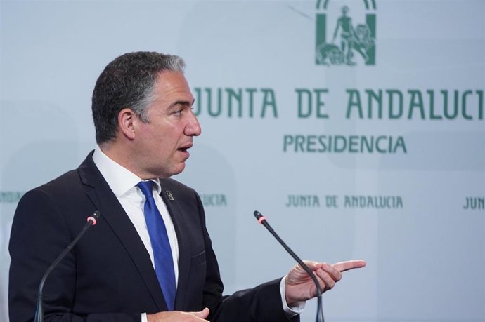 Bendodo: Junta "verifica la cualificación" de los trabajadores de violencia de género para asegurar el "mejor servicio"