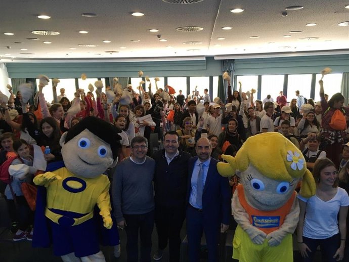 Prop de 200 alumnes assisteixen a la final de 'Consumópolis', un concurs que pretén fomentar el consum responsable