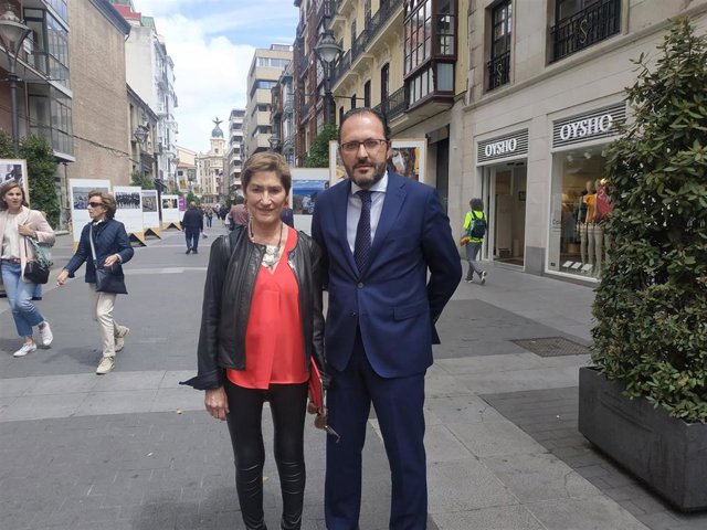 Una exposición fotográfica del Consejo General de la Abogacía denuncia en Valladolid las desigualdades sociales