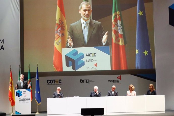 El Rey reivindica el papel del sector público en "los grandes saltos tecnológicos" y pide un "programa Apolo" europeo
