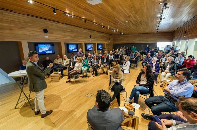 Quince medidas para "construir el futuro de Logroño", propuesta de Escobar (PP) en su programa a la Alcaldía