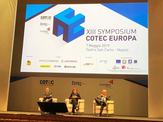 Economía.- Velasco defiende el papel de la administración pública para la digitalización de la economía y la sociedad