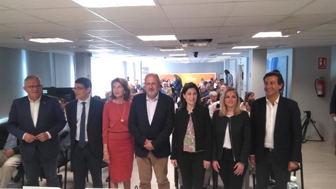 El REB, el turisme i la necessitat de pactes marquen la trobada amb candidats de la CAEB