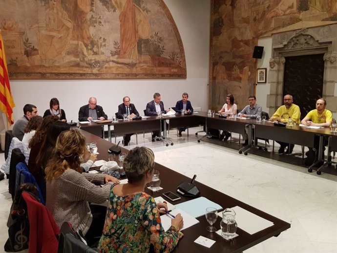 El Govern afirma que no tiene recursos para un nuevo decreto como pide la comunidad educativa