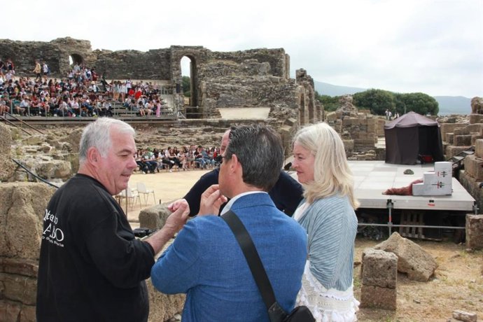 Cádiz.- Más de 2.000 alumnos y profesores de Secundaria participan en el XIV Festival de Teatro Grecolatino en Tarifa