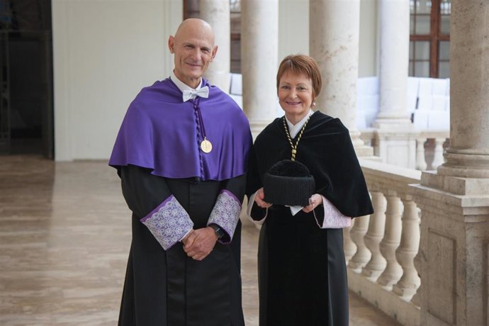 El experto en células madre Juan Carlos Izpisúa: "El camino a la próxima cura milagrosa comienza en la ciencia básica"
