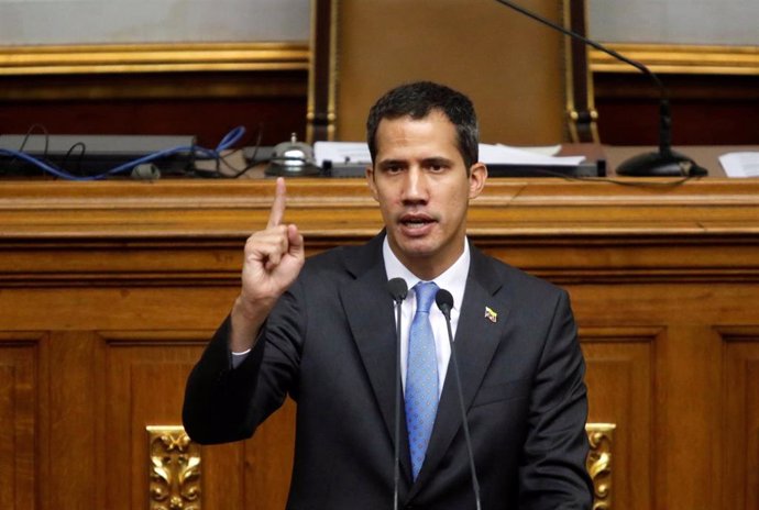 Guaidó pide "continuar la protesta" para el "cese de la usurpación" en una nueva jornada de protestas